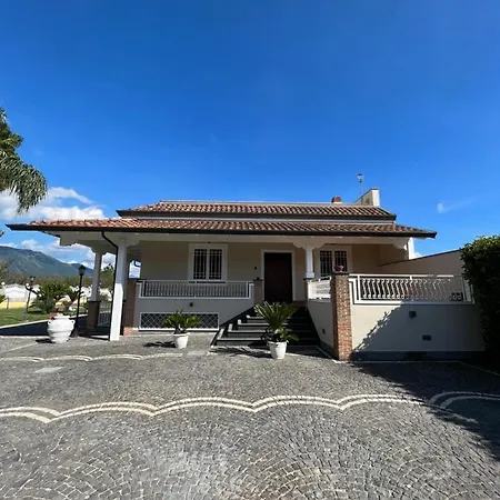Holiday home Patricia's House